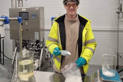 Cornish pilot plant produces its first lithium from mica in granite