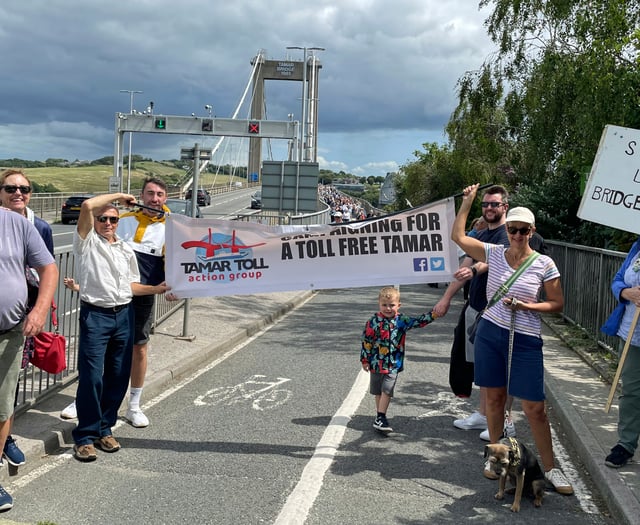 Hundreds march across the Tamar Bridge to protest against toll charges