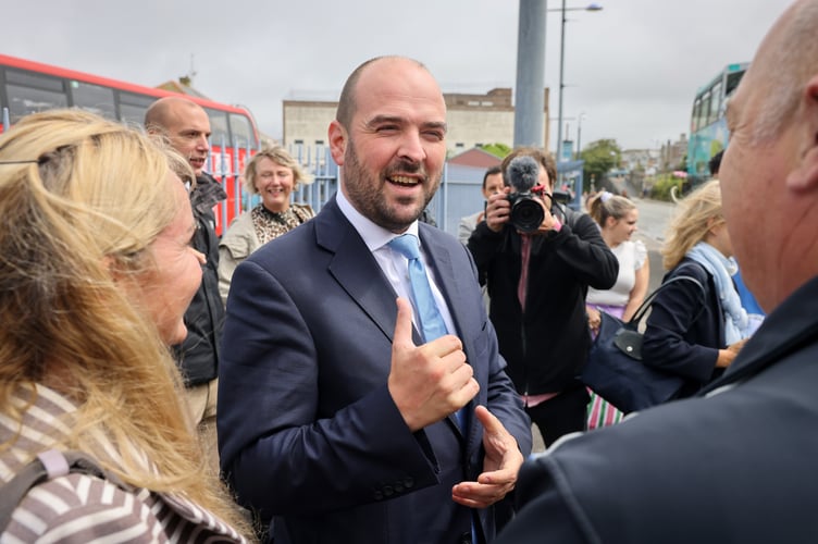 Roads Minister Richard Holden visits Newquay Bus Station