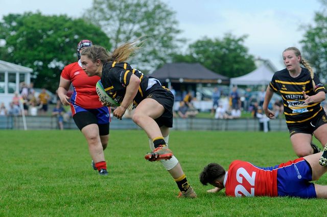 Bude's Tia Larson, pictured in action against Hampshire earlier in the campaign, slotted five tries for Cornwall at Taunton. Picture: Simon Bryant/Iktisphoto
