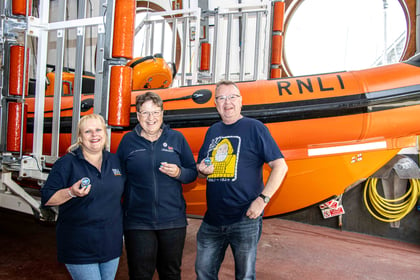Two for one as RNLI grand tour comes to Looe