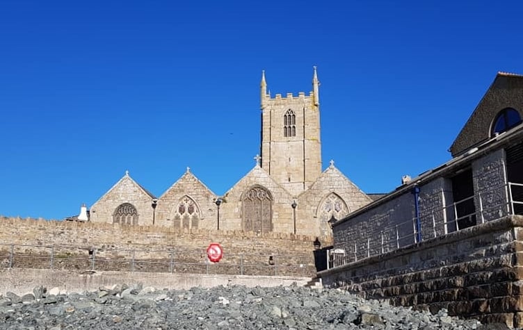 St Ia’s Parish Church