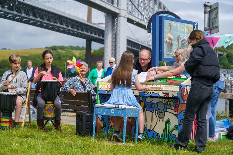 The festival community piano