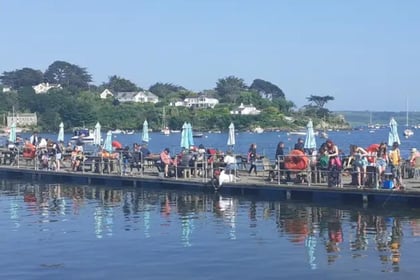 Lifeboat volunteers transform pontoon into stage for RNLI  celebration