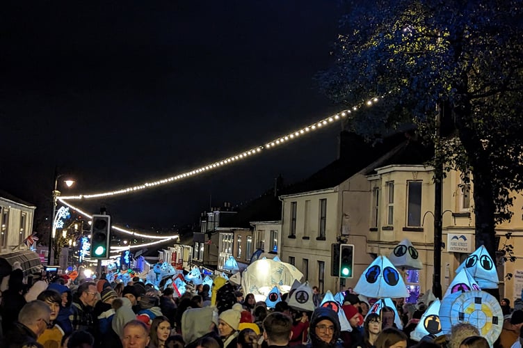 The majority of the 2024 Saltash Christmas Festival has been cancelled due to the amber warning for the weekend but a special lantern-lit carol service will go ahead. (Picture: Saltash Christmas Festival) 