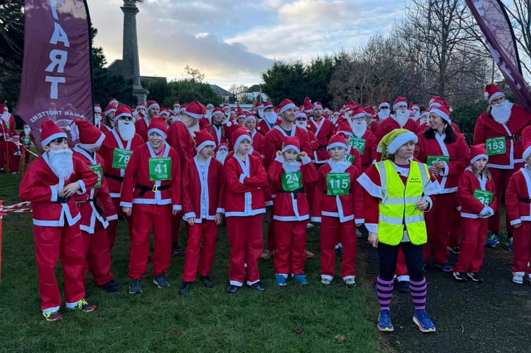 Blue skies greeted more than 220 runners who turned out for the Santa Fun Run one week after Storm Darragh thwarted plans for Saltash's Christmas Festival. (Picture: Rachel Bullock)