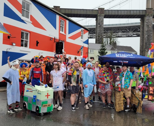 Pram Race brings colourful start to New Year