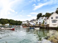 Property in enviable waterside location is up for auction