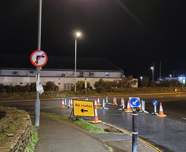 Signage now in place on problematic road junction in Saltash