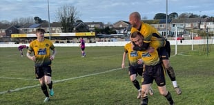 Damerell strikes twice as Torpoint down leaders Clevedon